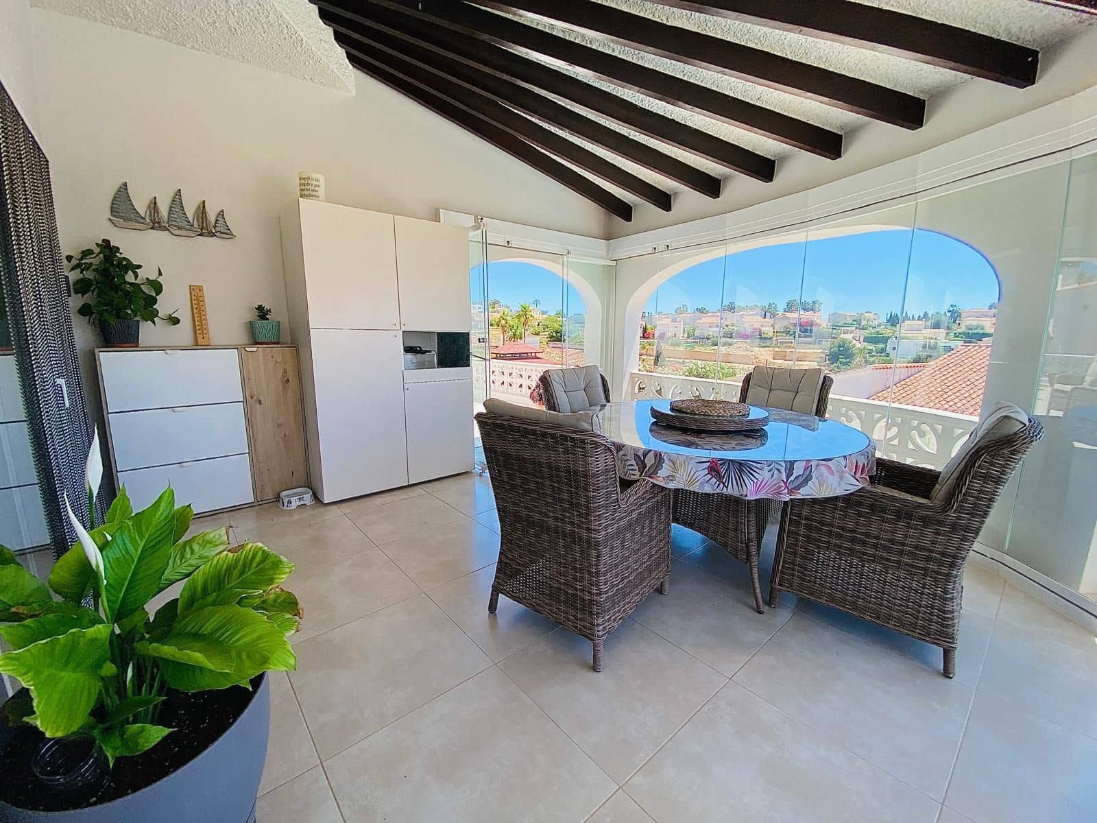 4 sypialnia Willa na sprzedaż w Calpe / Calp z garażem - 849 000 € (Ref: 9941715)