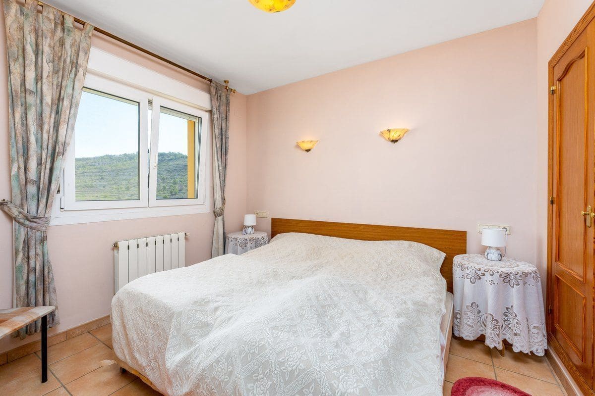 4 sypialnia Willa na sprzedaż w Calpe / Calp z basenem garażem - 795 000 € (Ref: 9949148)