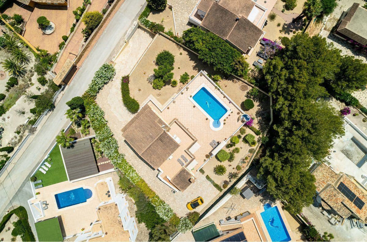 4 sypialnia Willa na sprzedaż w Calpe / Calp z basenem garażem - 795 000 € (Ref: 9949148)