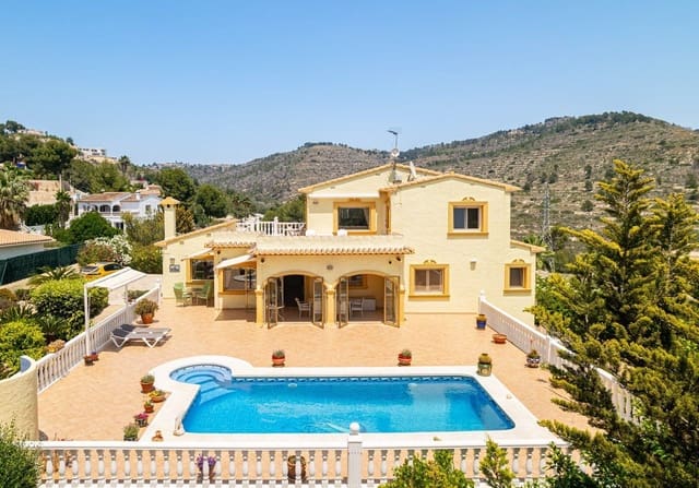 4 sypialnia Willa na sprzedaż w Cometa - Carrió, Calpe / Calp z basenem garażem - 795 000 € (Ref: 9949148)