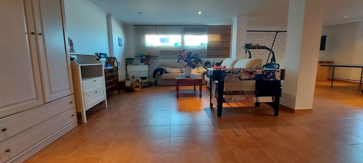 4 soverom Kjedet enebolig til salgs i Calpe / Calp med garasje - € 499 000 (Ref: 9972844)
