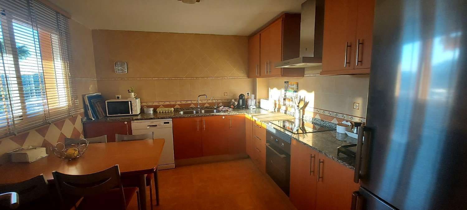 4 soverom Kjedet enebolig til salgs i Calpe / Calp med garasje - € 499 000 (Ref: 9972844)