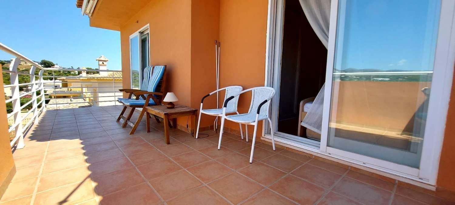 4 soverom Kjedet enebolig til salgs i Calpe / Calp med garasje - € 499 000 (Ref: 9972844)