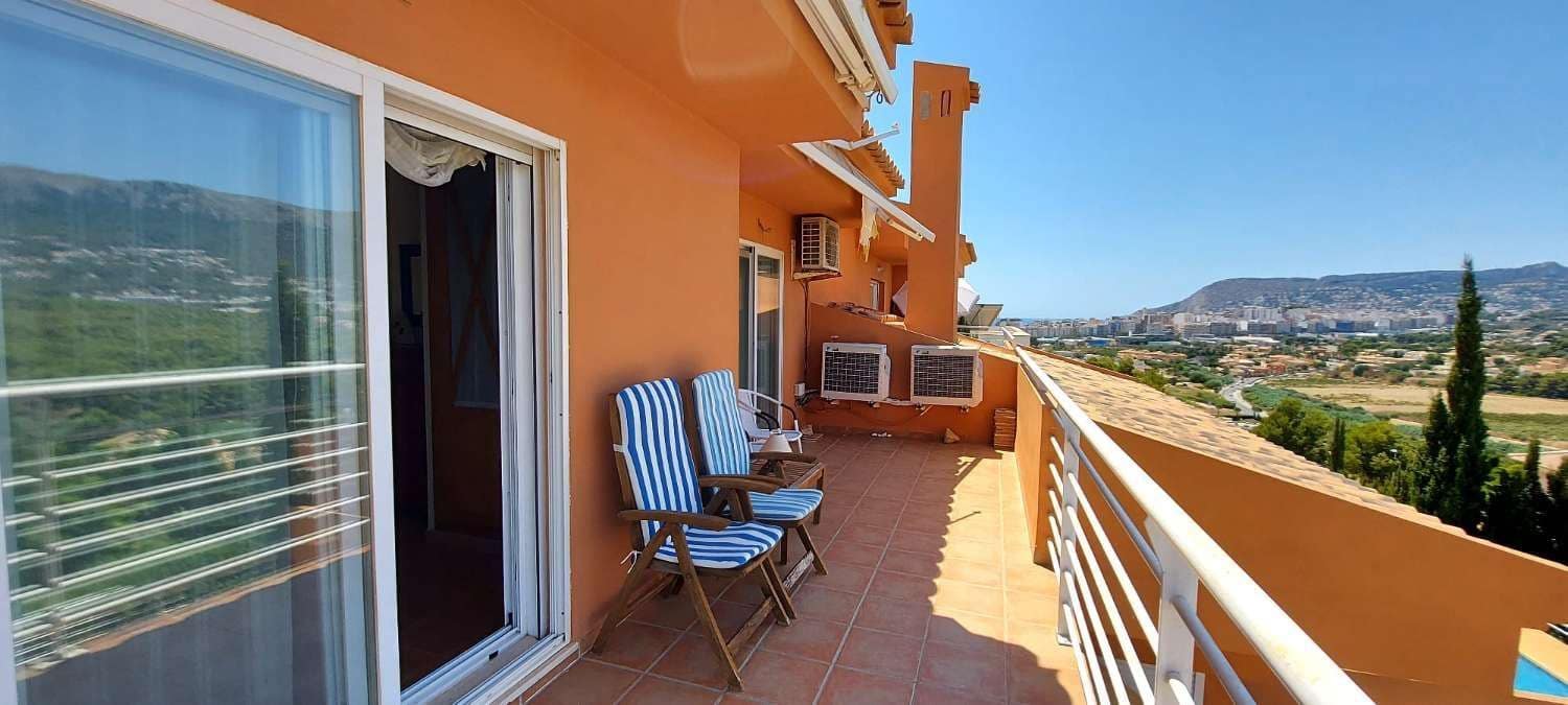 4 soverom Kjedet enebolig til salgs i Calpe / Calp med garasje - € 499 000 (Ref: 9972844)