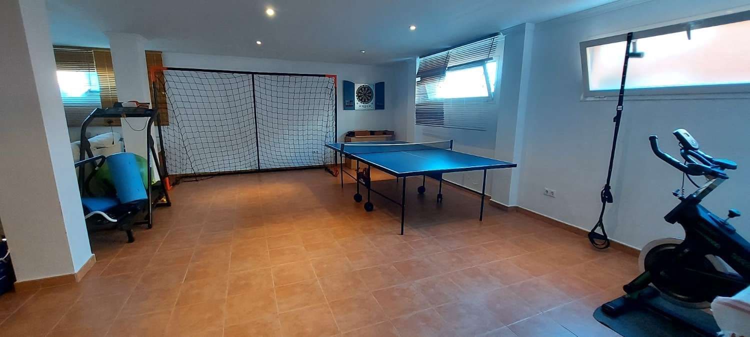 4 soverom Kjedet enebolig til salgs i Calpe / Calp med garasje - € 499 000 (Ref: 9972844)