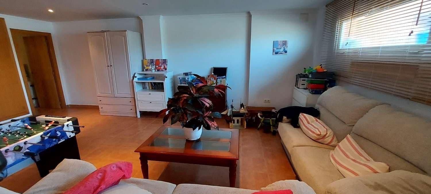 4 soverom Kjedet enebolig til salgs i Calpe / Calp med garasje - € 499 000 (Ref: 9972844)