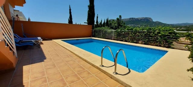 4 soverom Kjedet enebolig til salgs i Calpe / Calp med garasje - € 499 000 (Ref: 9972844)