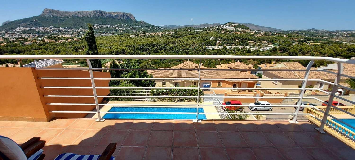 4 soverom Kjedet enebolig til salgs i Calpe / Calp med garasje - € 499 000 (Ref: 9972844)