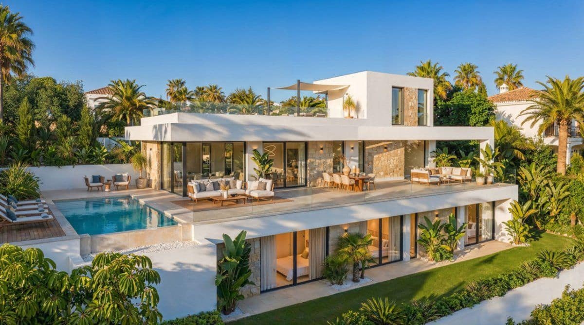3 soverom Villa til salgs i Calpe / Calp med svømmebasseng garasje - € 1 360 000 (Ref: 9978146)