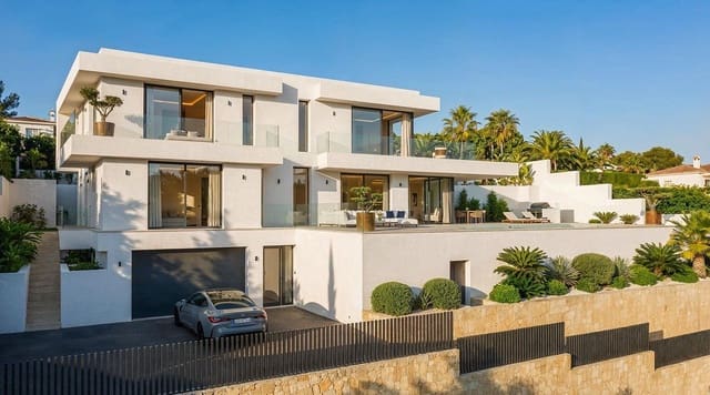 3 soveværelse Villa til salg i Calpe / Calp med swimmingpool garage - € 1.180.000 (Ref: 9978148)
