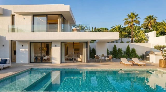3 soveværelse Villa til salg i Calpe / Calp med swimmingpool garage - € 1.180.000 (Ref: 9978148)