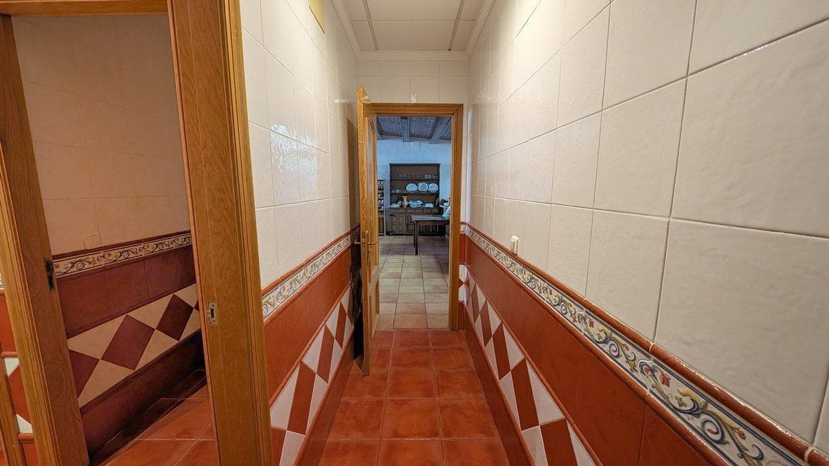 Local Commercial à vendre à Calpe / Calp avec garage - 390 000 € (Ref: 9994756)
