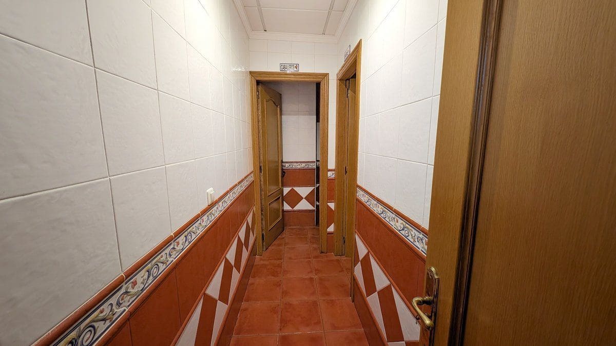 Local Commercial à vendre à Calpe / Calp avec garage - 390 000 € (Ref: 9994756)
