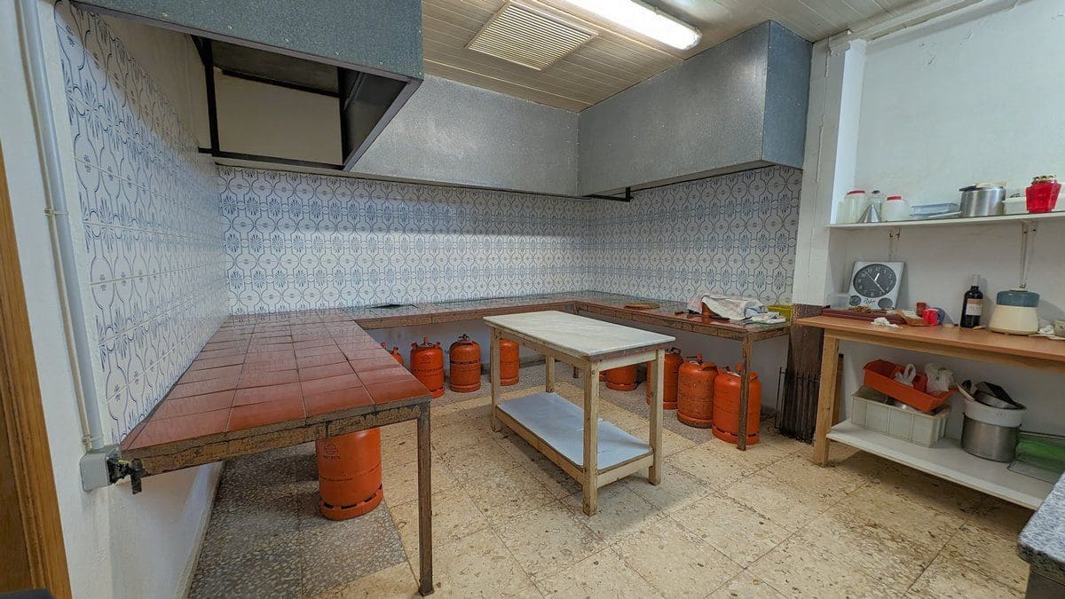 Local Commercial à vendre à Calpe / Calp avec garage - 390 000 € (Ref: 9994756)