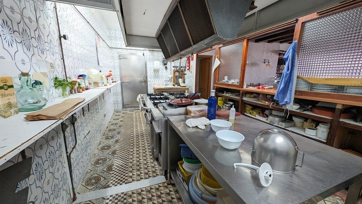 Local Commercial à vendre à Calpe / Calp avec garage - 390 000 € (Ref: 9994756)
