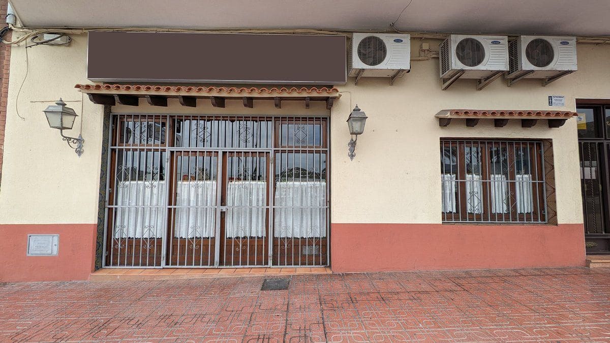 Local Commercial à vendre à Calpe / Calp avec garage - 390 000 € (Ref: 9994756)