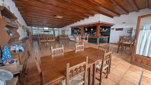 Local Commercial à vendre à Calpe / Calp avec garage - 390 000 € (Ref: 9994756)