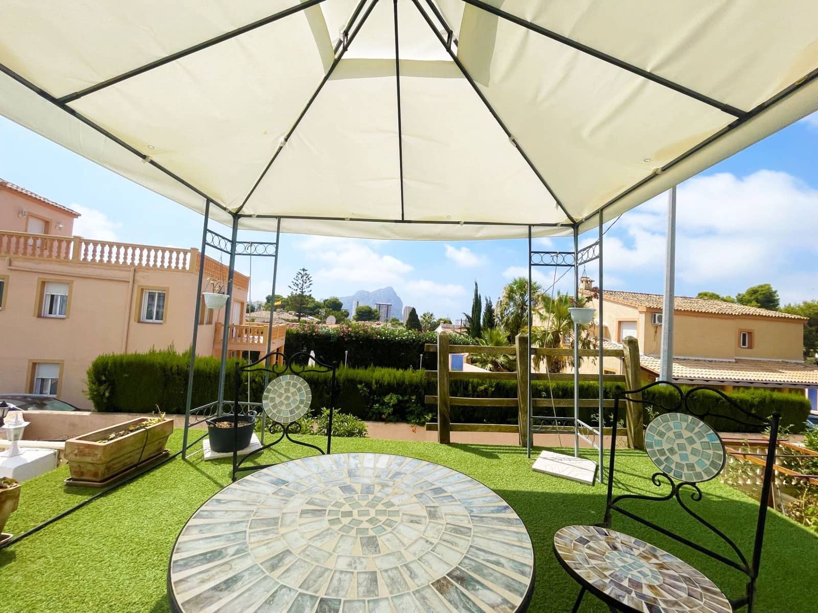 5 soveværelse Villa til salg i Calpe / Calp med swimmingpool garage - € 460.000 (Ref: 9998082)