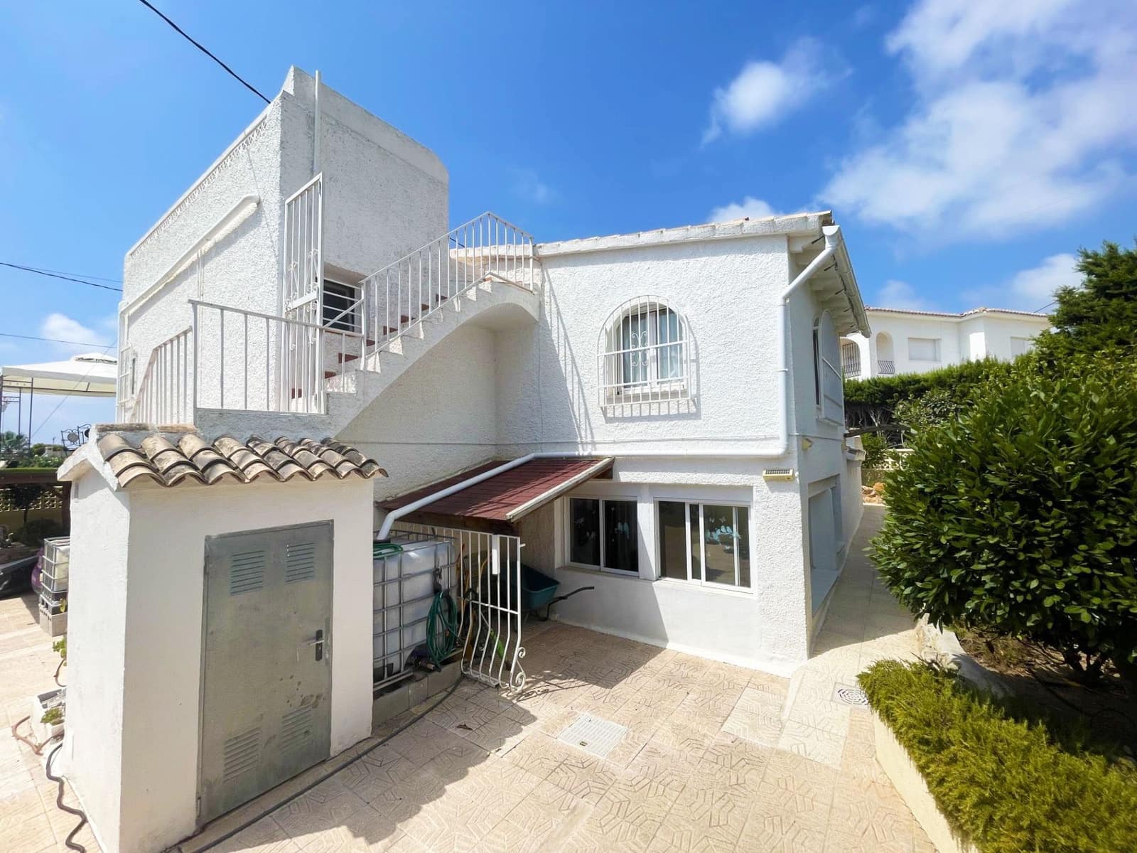 5 soveværelse Villa til salg i Calpe / Calp med swimmingpool garage - € 460.000 (Ref: 9998082)