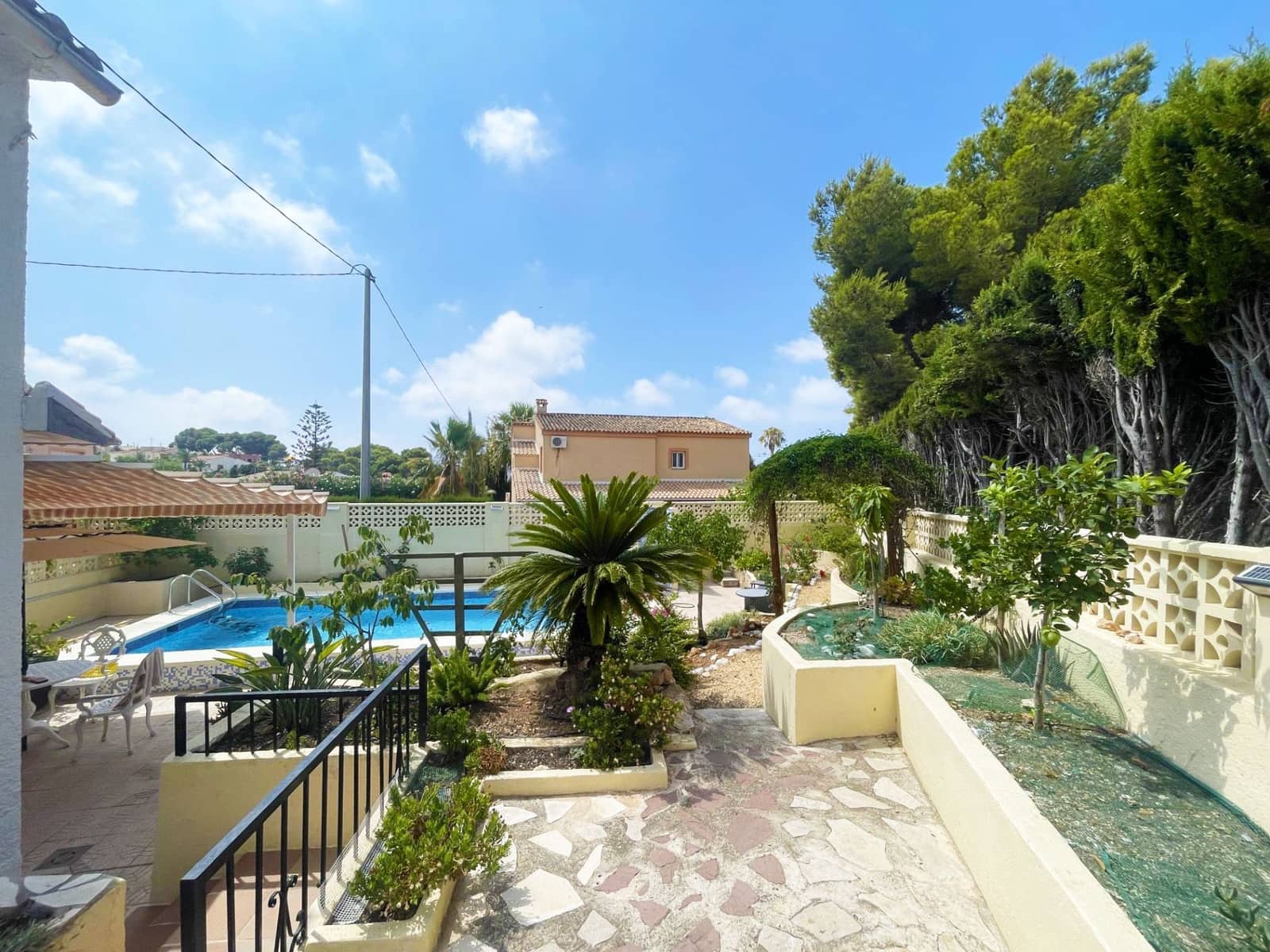 5 soveværelse Villa til salg i Calpe / Calp med swimmingpool garage - € 460.000 (Ref: 9998082)
