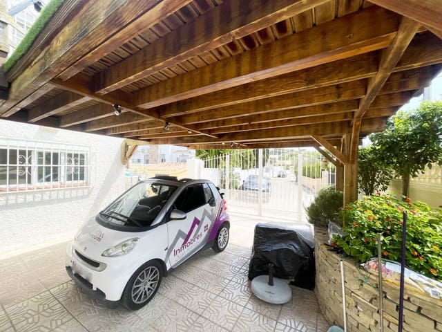 5 Zimmer Villa zu verkaufen in Calpe / Calp mit Pool Garage - 460.000 € (Ref: 9998082)