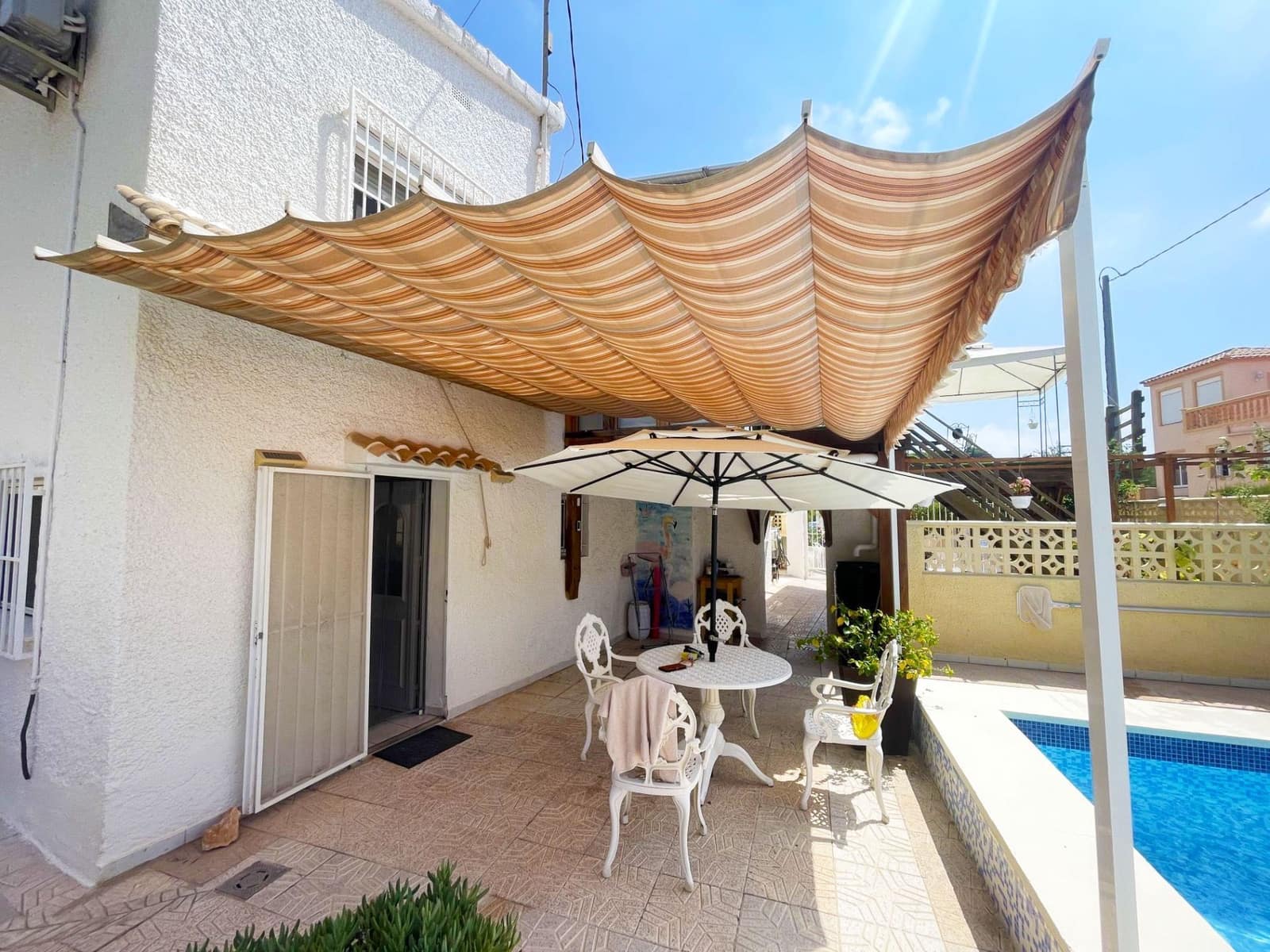 5 soveværelse Villa til salg i Calpe / Calp med swimmingpool garage - € 460.000 (Ref: 9998082)