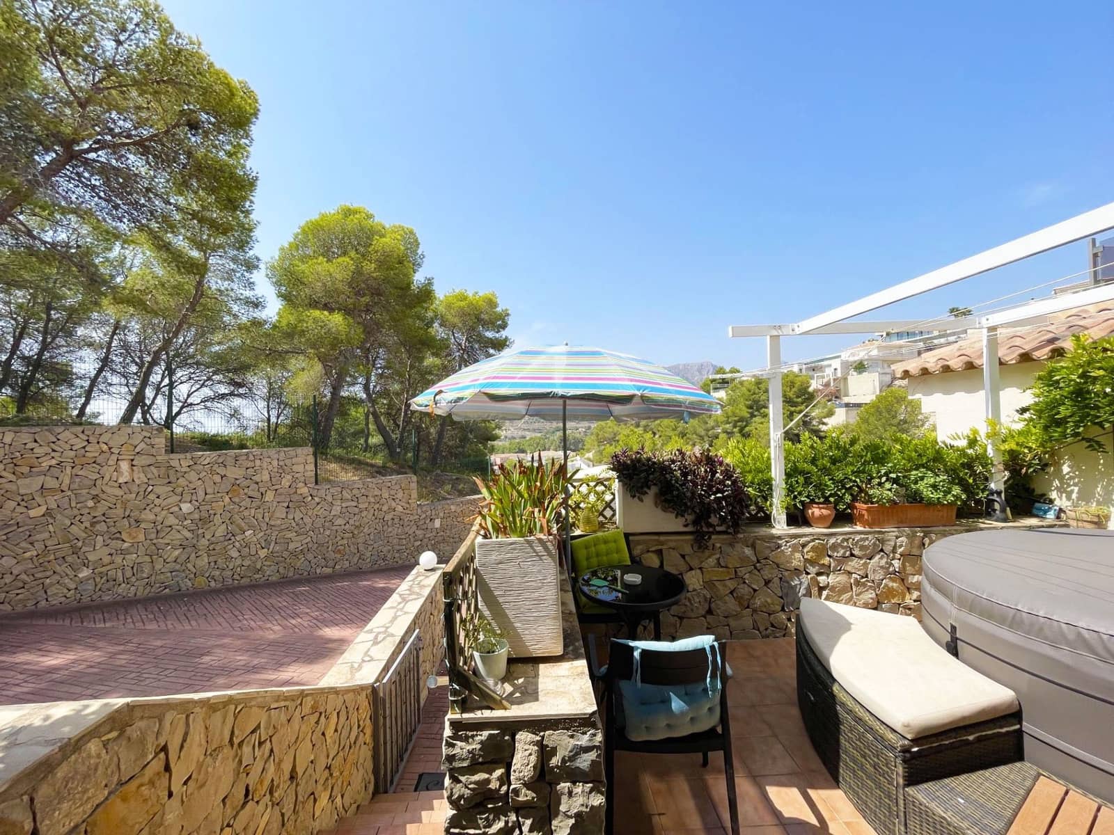 3 slaapkamer Bungalow te koop in Calpe / Calp met zwembad garage - € 388.000 (Ref: 9998084)