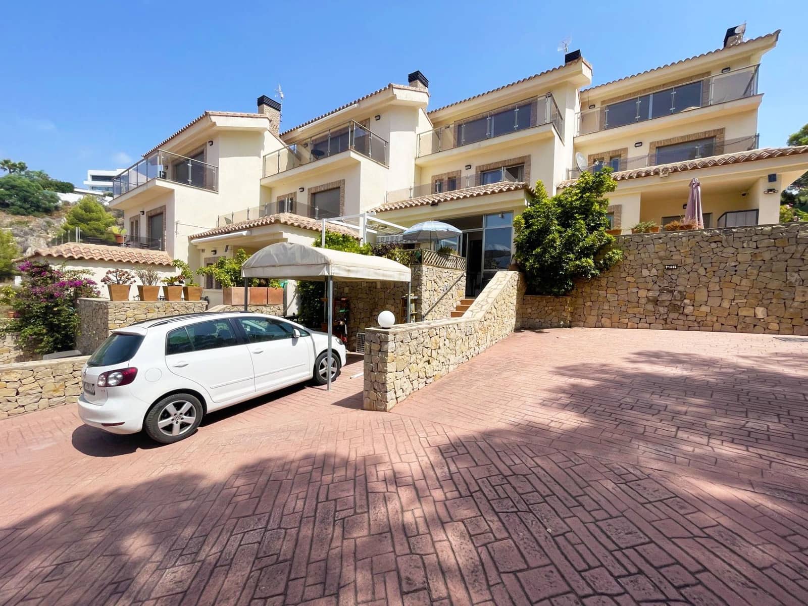 3 slaapkamer Bungalow te koop in Calpe / Calp met zwembad garage - € 388.000 (Ref: 9998084)
