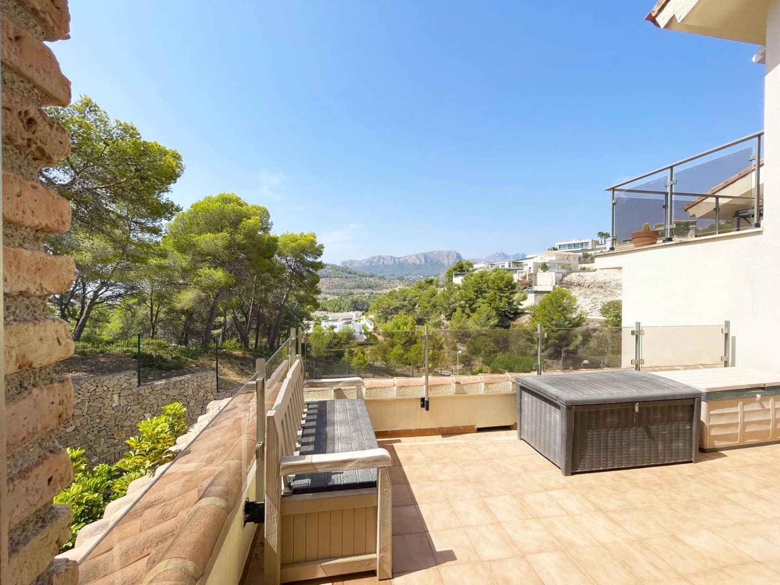 3 slaapkamer Bungalow te koop in Calpe / Calp met zwembad garage - € 388.000 (Ref: 9998084)