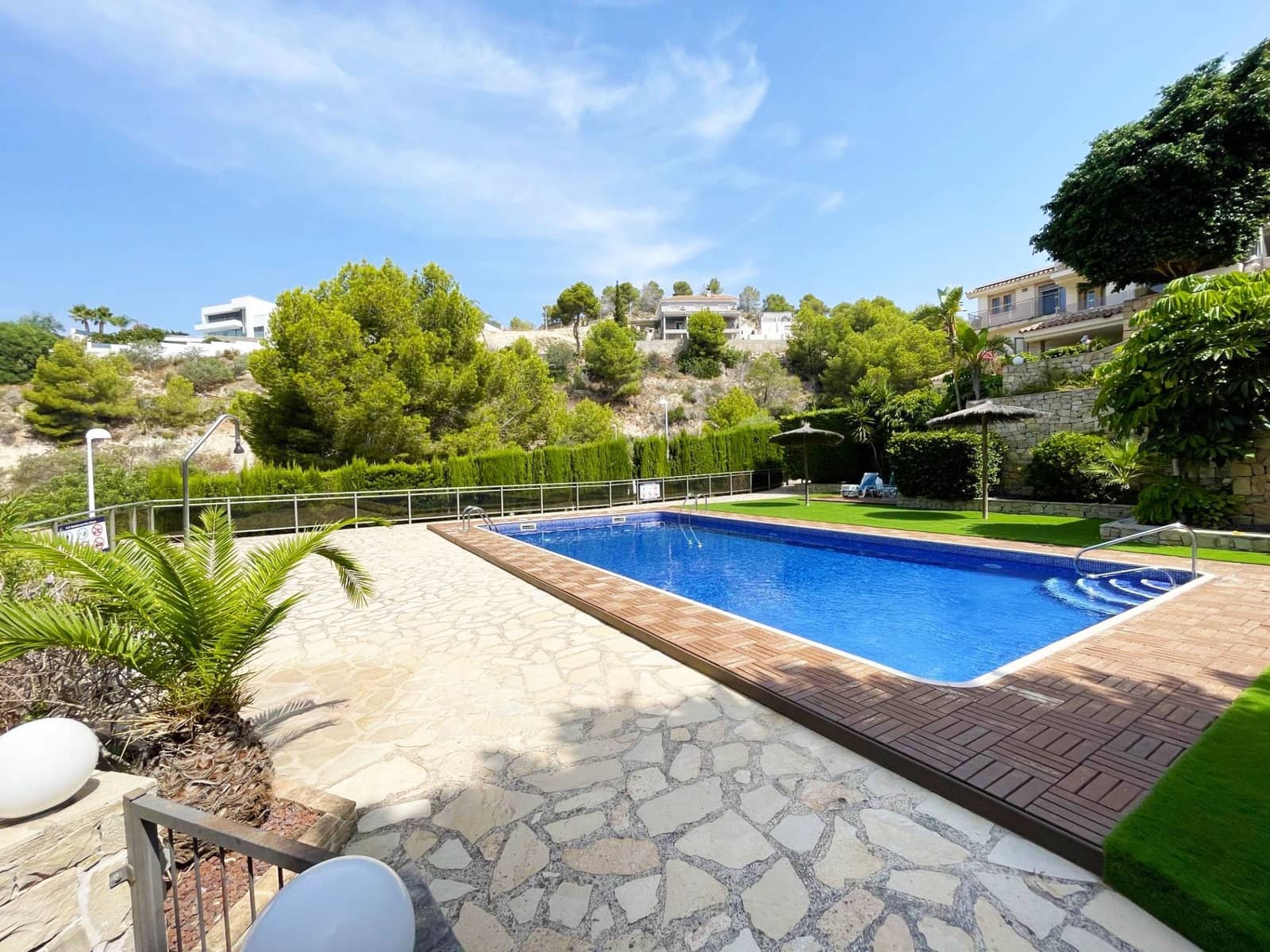 3 slaapkamer Bungalow te koop in Calpe / Calp met zwembad garage - € 388.000 (Ref: 9998084)