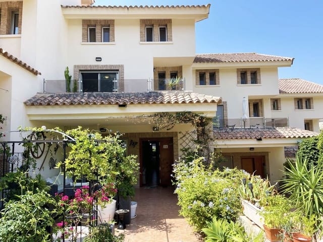3 slaapkamer Bungalow te koop in Calpe / Calp met zwembad garage - € 388.000 (Ref: 9998084)