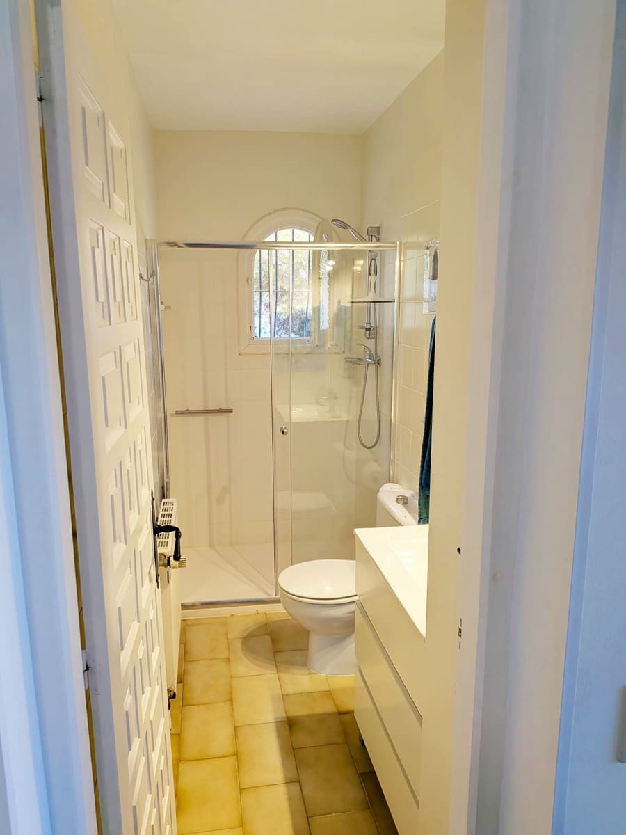 2 soveværelse Villa til salg i Calpe / Calp med swimmingpool garage - € 430.000 (Ref: 9998085)