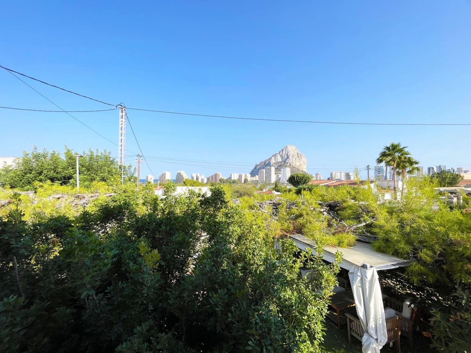 2 soveværelse Villa til salg i Calpe / Calp med swimmingpool garage - € 430.000 (Ref: 9998085)