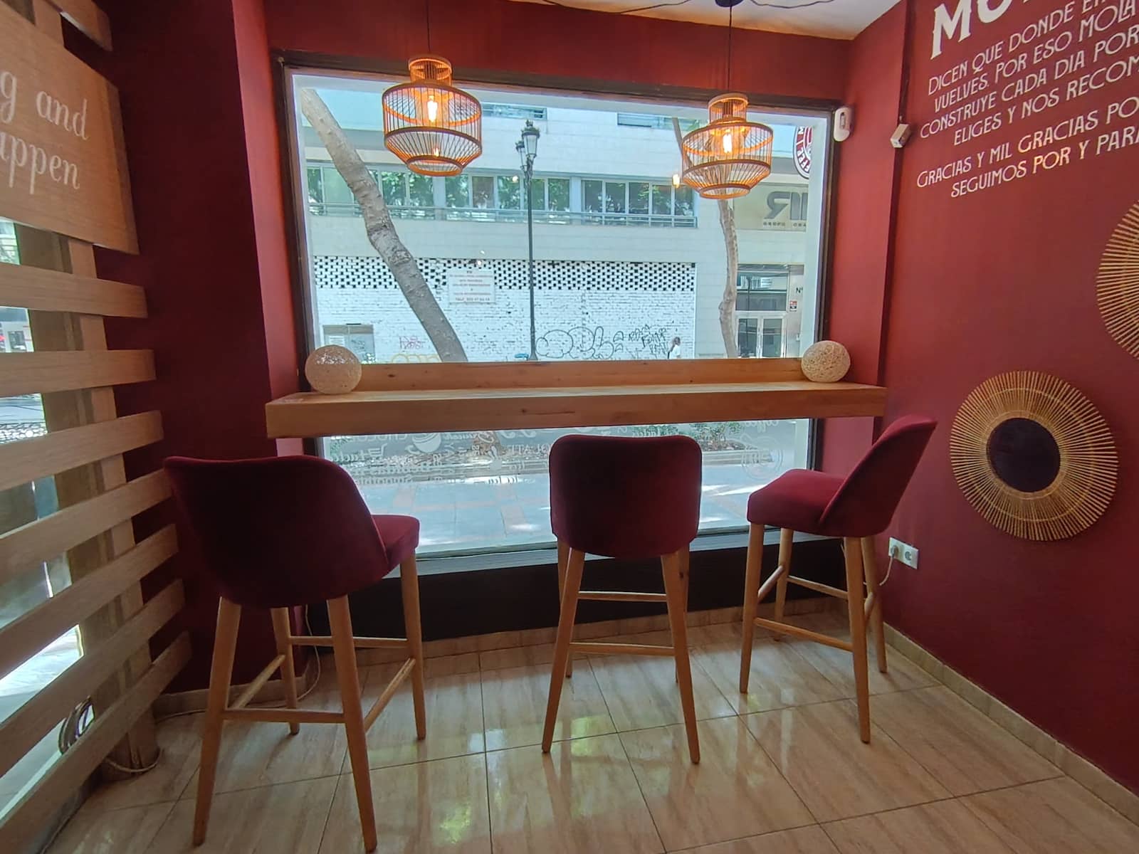 Business for sale in Fuengirola - € 99,000 (Ref: 10043313)