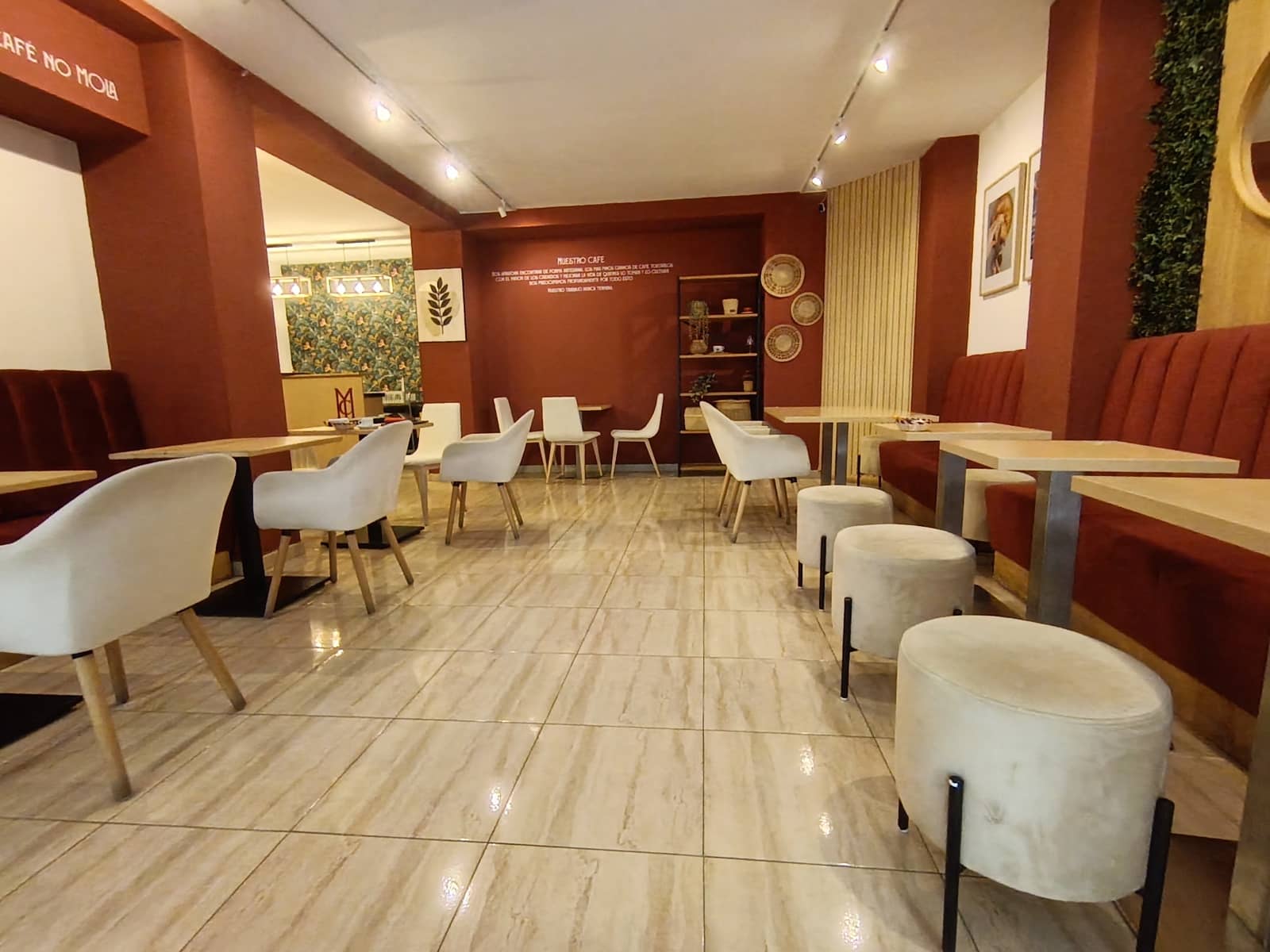 Business for sale in Fuengirola - € 99,000 (Ref: 10043313)