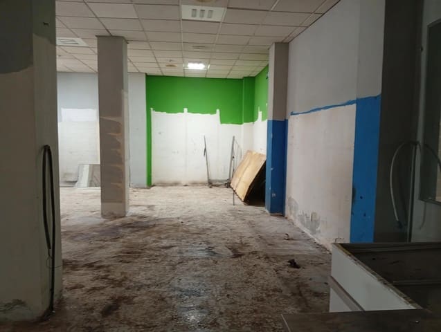 Kaupallinen vuokrattavana paikassa Benalmádena - 2 500 € (Ref: 10062725)