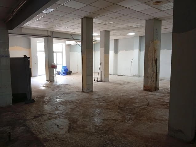 Kaupallinen vuokrattavana paikassa Benalmádena - 2 500 € (Ref: 10062725)