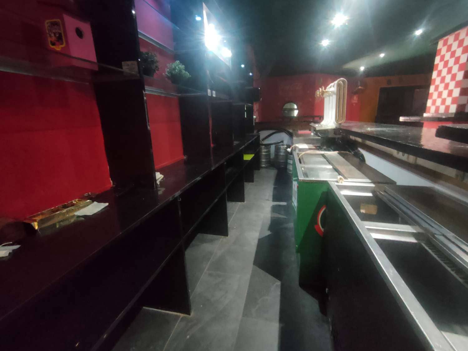 Erhverv til salg i Torremolinos - € 375.000 (Ref: 7679529)