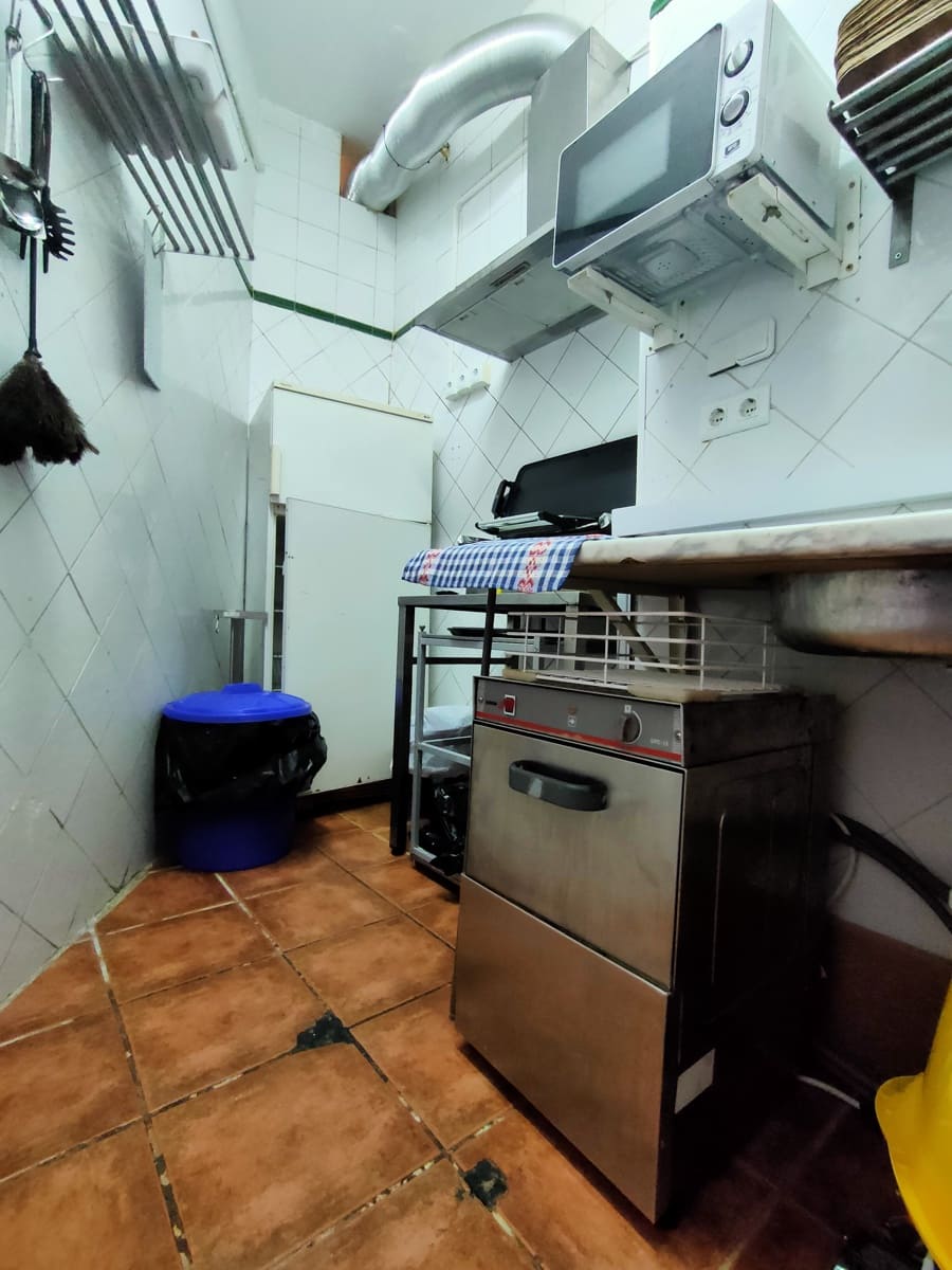 Restaurant/Bar til leje i Benalmadena - € 1.600 (Ref: 8107233)