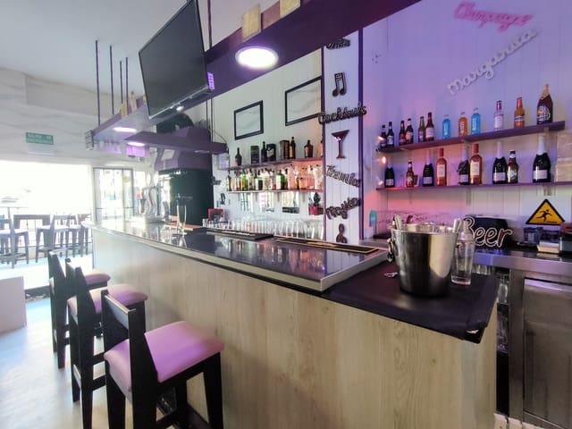 Restaurant/Bar til leje i Benalmádena - € 1.600 (Ref: 8107233)