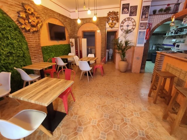 Ravintola/baari vuokrattavana paikassa Benalmádena - 1 000 € (Ref: 8504704)