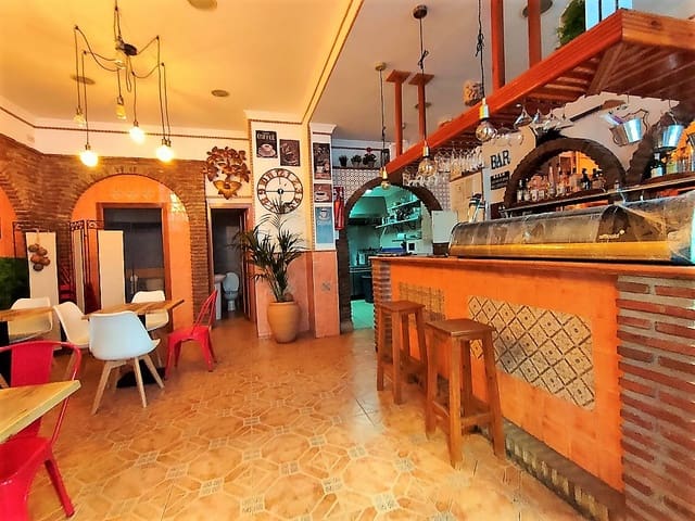 Ravintola/baari vuokrattavana paikassa Benalmádena - 1 000 € (Ref: 8504704)