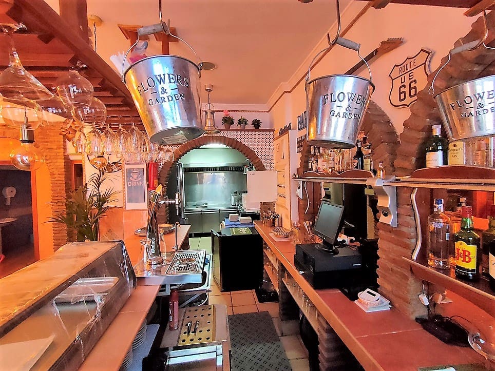 Ravintola/baari vuokrattavana paikassa Benalmadena - 1 000 € (Ref: 8504704)