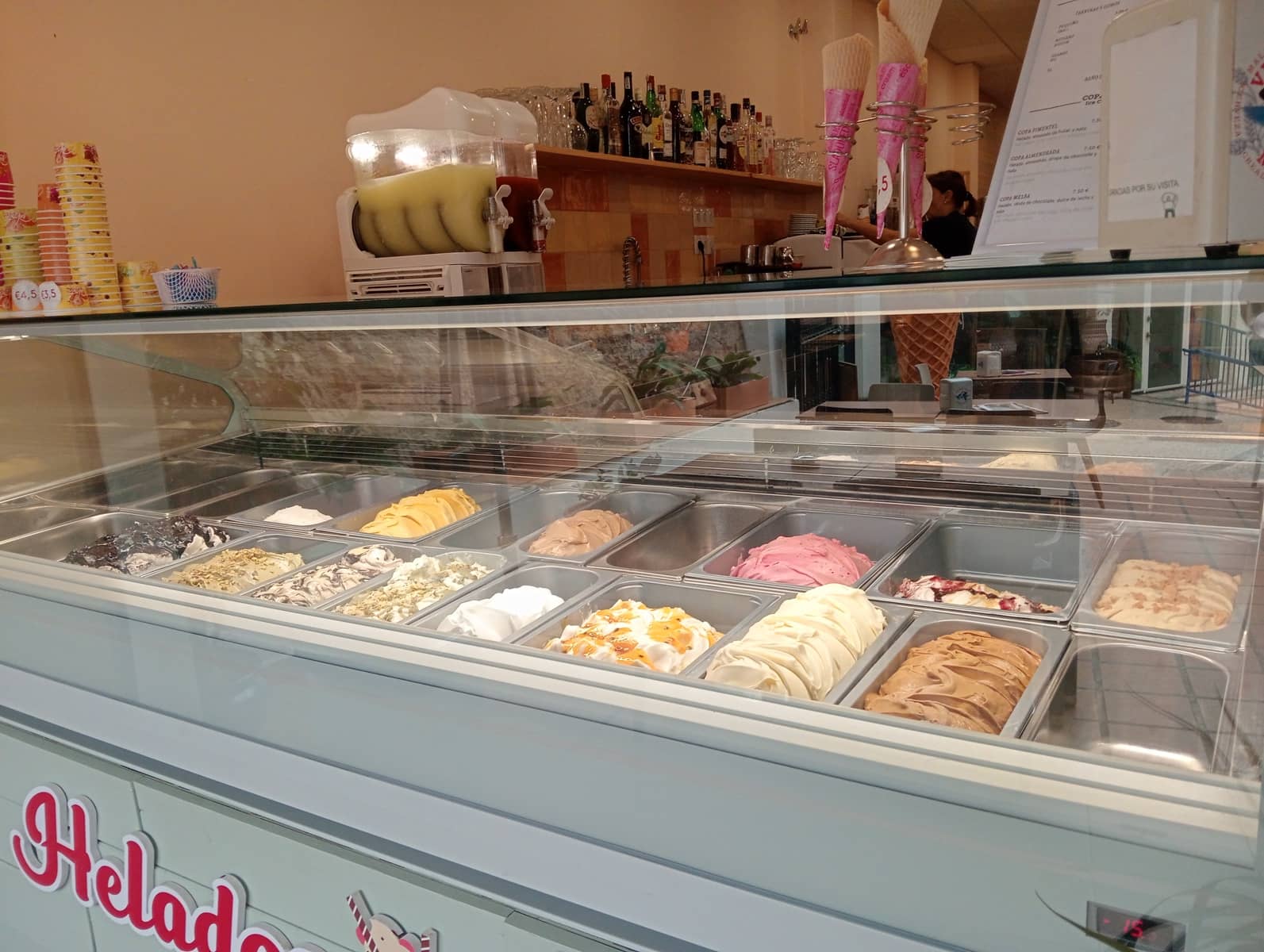 Yritys myytävänä paikassa Torremolinos - 69 500 € (Ref: 8580807)