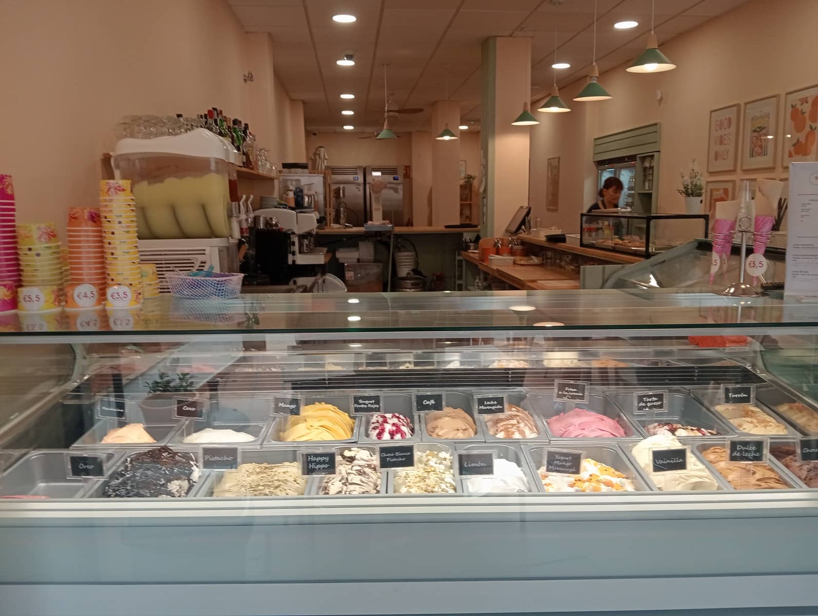 Yritys myytävänä paikassa Torremolinos - 69 500 € (Ref: 8580807)