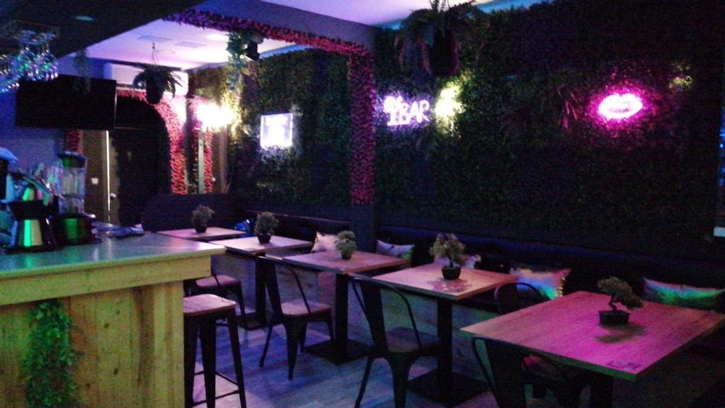 Empresa para venda em Benalmadena - 29 950 € (Ref: 8802601)