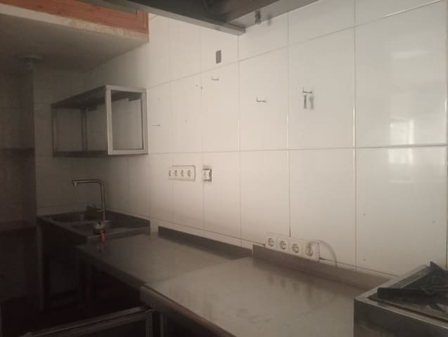 Restaurang/Bar att hyra i Benalmádena - 750 € (Ref: 8816267)