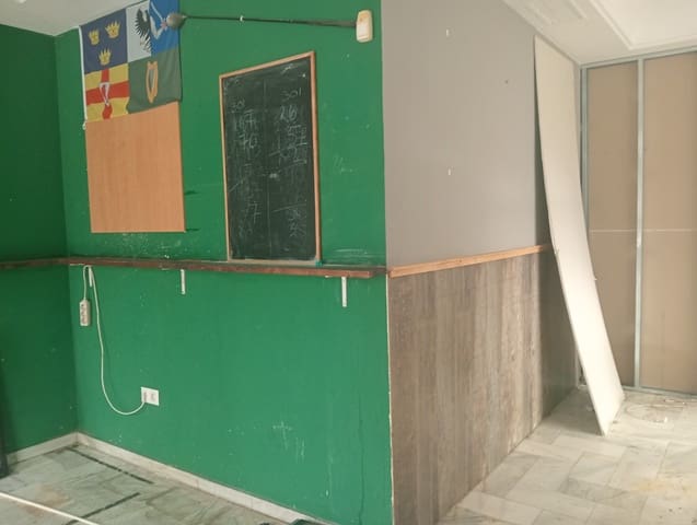 Local Commercial à louer à Benalmádena - 1 000 € (Ref: 8880334)