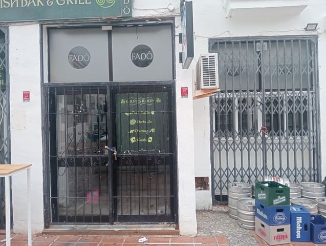 Local Commercial à louer à Benalmádena - 1 000 € (Ref: 8880334)