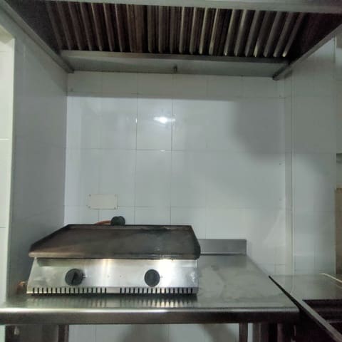 Restaurant/Bar à louer à Benalmádena - 1 200 € (Ref: 8977215)